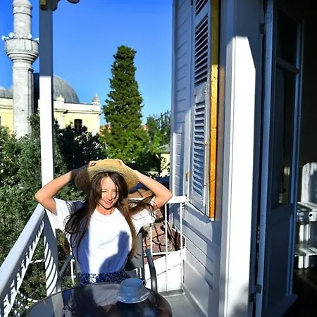 فيلة Rasimbey Koeskue *